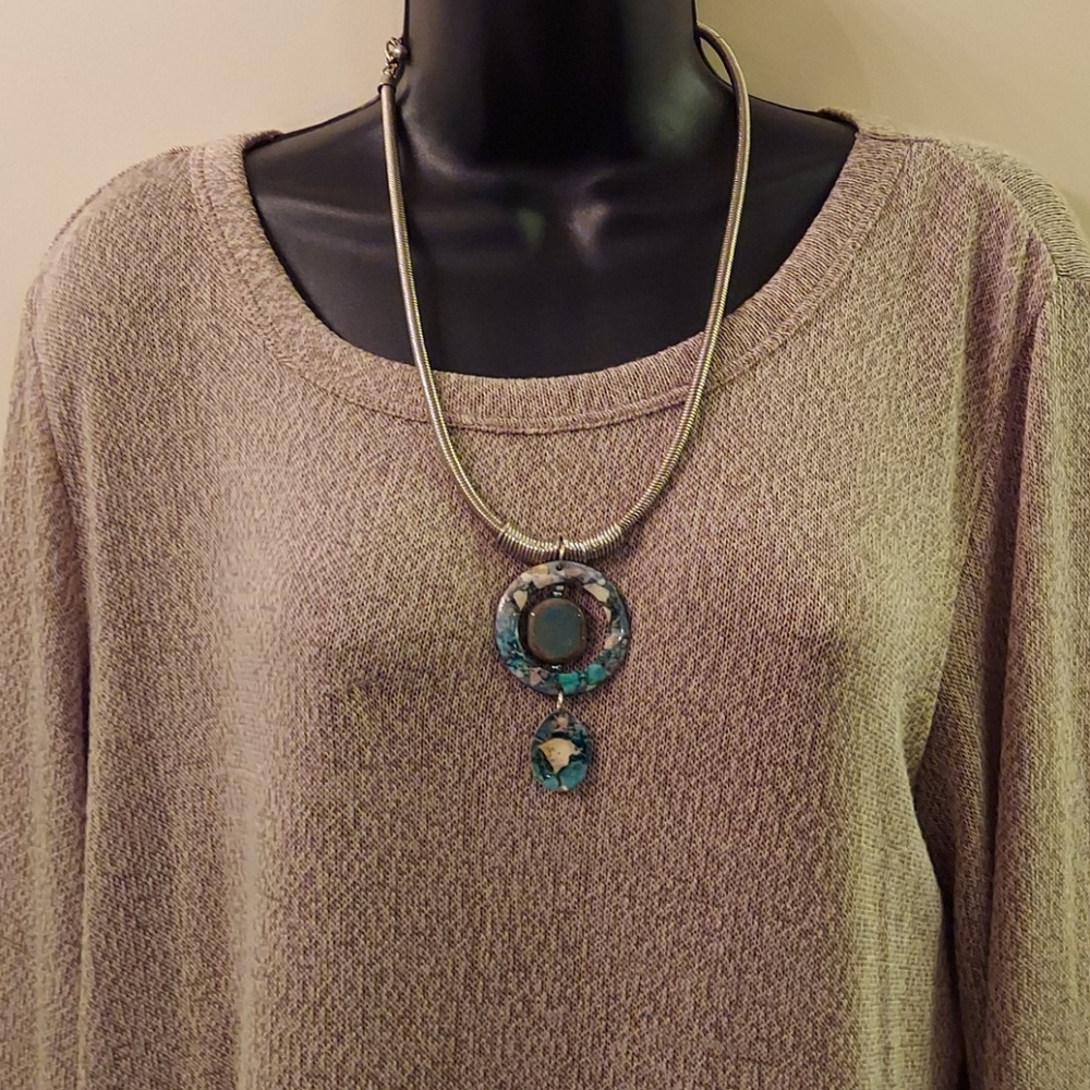 NWT LIGHTWEIGHT SWEATER TOP - Picture 2 of 4